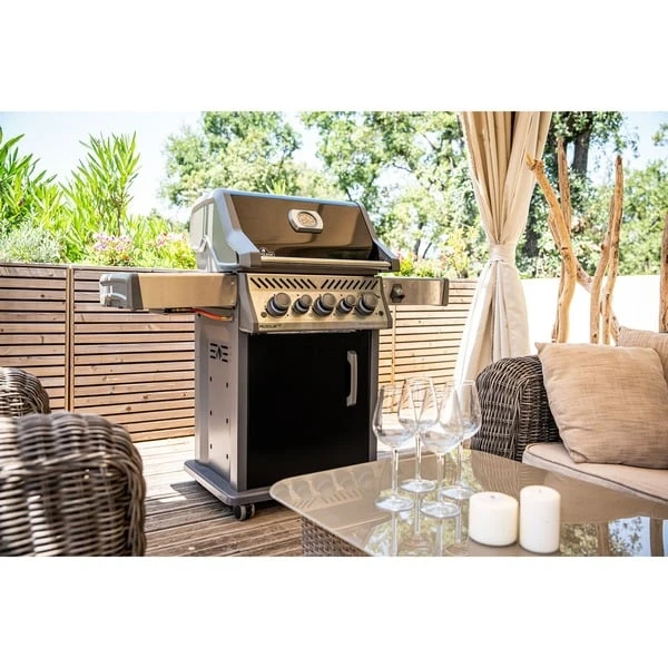 Napoleon Gasgrill Rogue SE 425, Mit Drehspieß 21 Napoleon Gasgrill Rogue SE 425, Mit Drehspieß – Bild 19